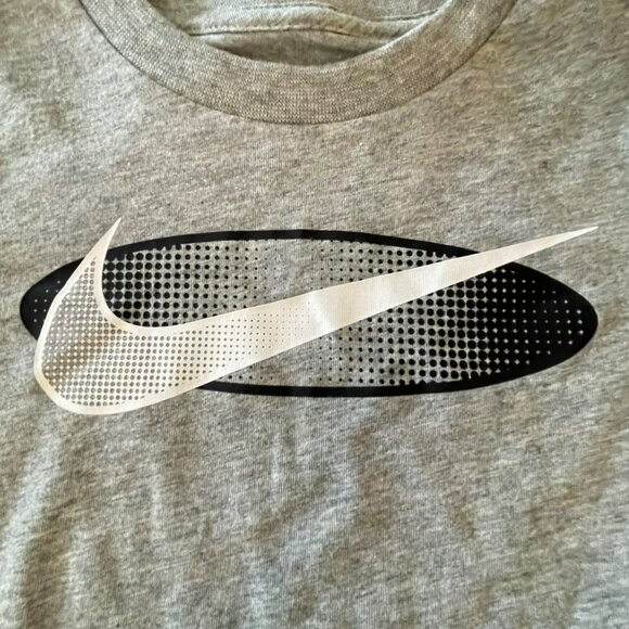 Nike 2T Graphic Logo Tee Gray T Shirt Long Sleeve NWT - Picture 3 of 3